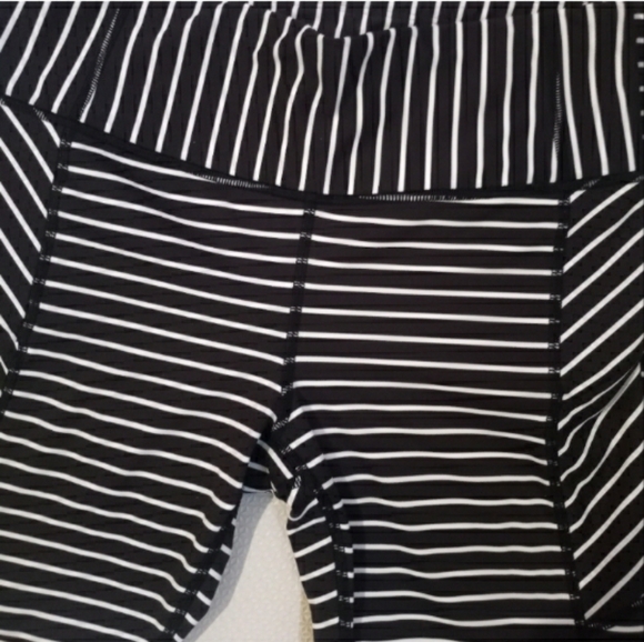 Athleta Stripe Contender 7/8 Tight Legging size S - Picture 5 of 12